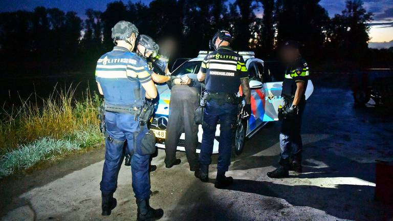 Overleden persoon gevonden onder verdachte omstandigheden