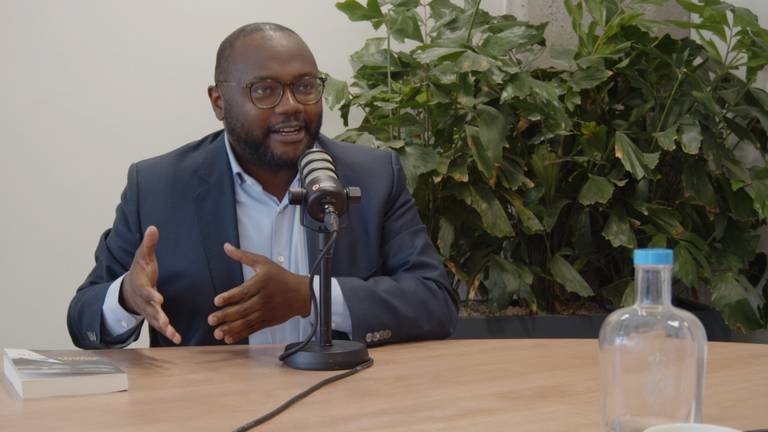 Mpanzu Bamenga in 'Brabant Kiest, de podcast'