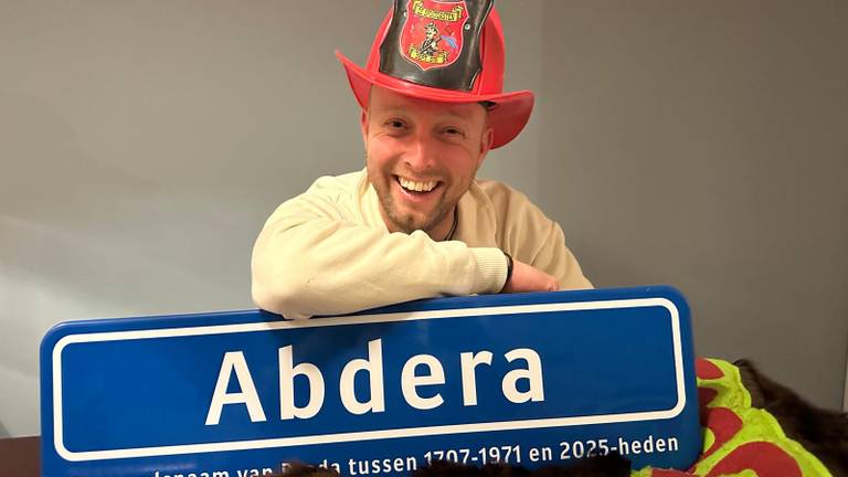 Job de Jongh de frontman van Abdera TV (foto: Abdera TV/CV de Spuitgasten).