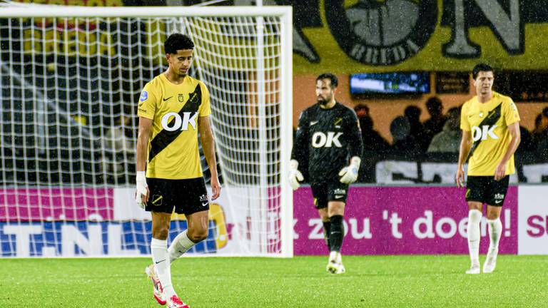 NAC baalt na een tegengoal van Heracles (Foto: ANP)