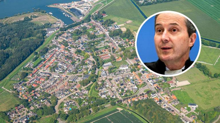 Het dorp Moerdijk, Inzet: Advocaat Geert-Jan Knoops (foto: ANP.)