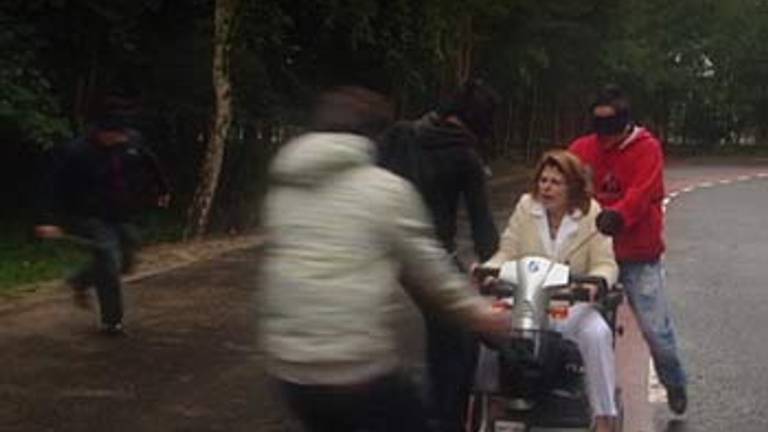 Minder jeugdbendes in West-Brabant