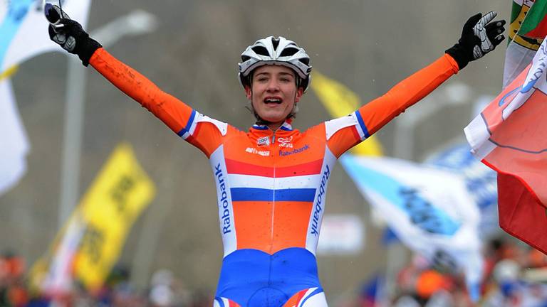 Marianne Vos wordt wereldkampioene veldrijden in Tabor in 2010