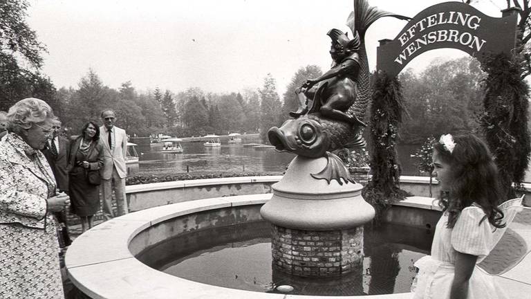 Op 21 mei 1985 opende prinses Juliana de Wensbron door de eerste munt te werpen.
