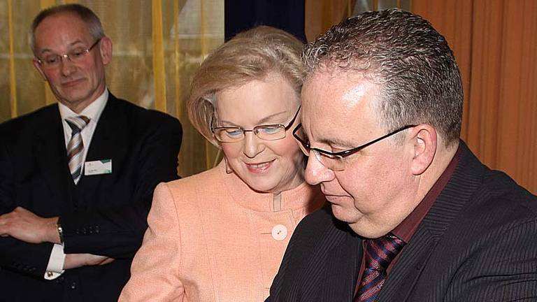 Harrie Teurlings zit weken ziek thuis.