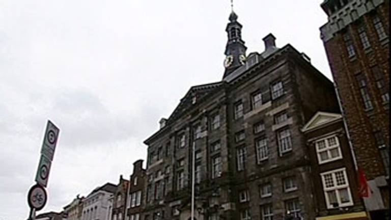 DenBosch-stadhuis-720