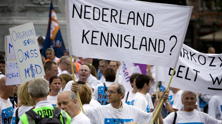 Protest tegen het massaontslag bij MSD (foto's: ANP)