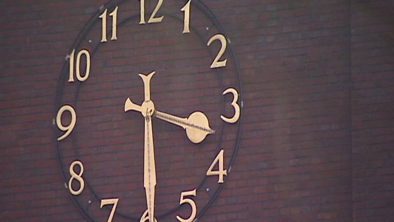 Van winter- naar zomertijd en het gehannes met klokken.