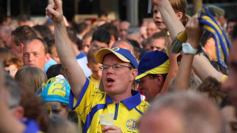 RKC Waalwijk wil met twintig bussen naar Roda JC