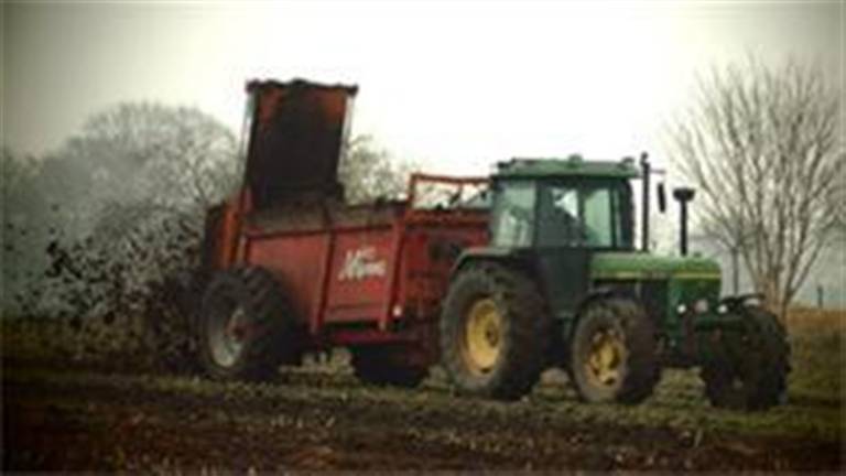 'Gouden vakman' Giel Buijs onderhoudt onder meer tractoren