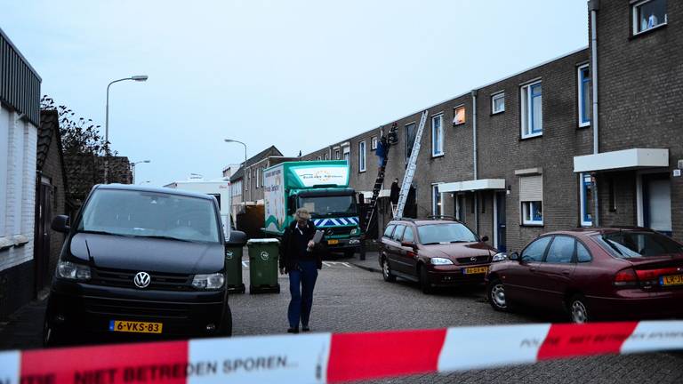 Onderzoek in IJskelderstraat in 2011.