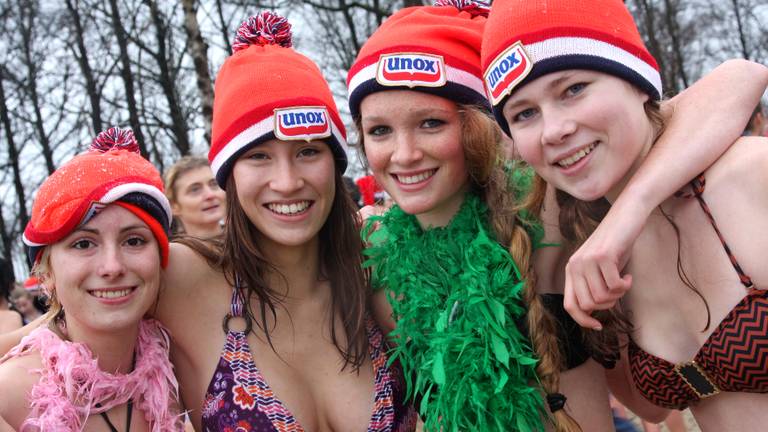 Nieuwjaarsduik in Den Bosch