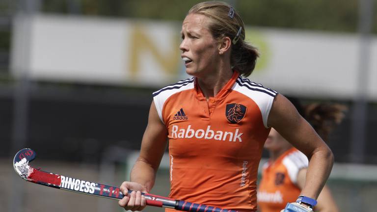 Marilyn Agliotti weer trefzeker voor Oranjehockeysters Omroep Brabant