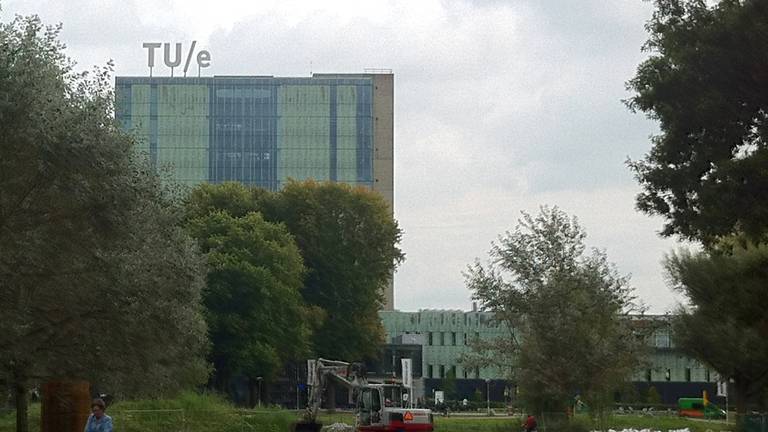 TU/e groeit tegen de klippen op