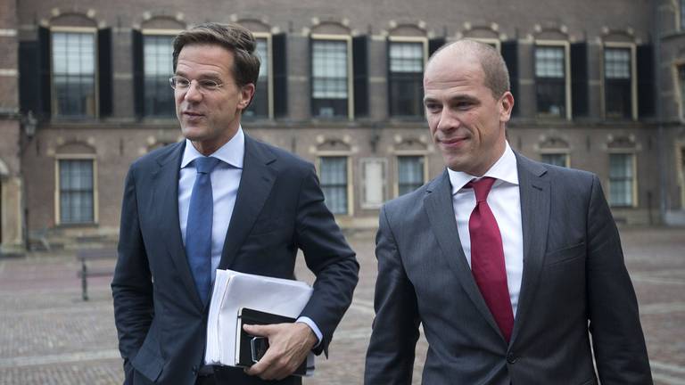 Coalitiepartners Mark Rutte en Diederik Samsom (archieffoto: ANP)