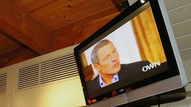 Wielrenner Lance Armstrong vertelt Oprah over zijn dopinggebruik (Foto: ANP)