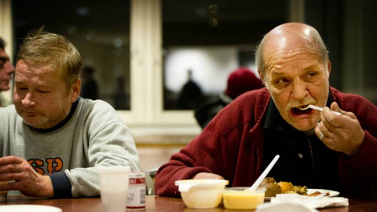 Bij het Dienstencentrum kun je overdag eten (Archieffoto ANP)