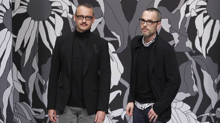 Viktor& Rolf  (Of ze hier HEMA-sokken dragen is niet duidelijk)