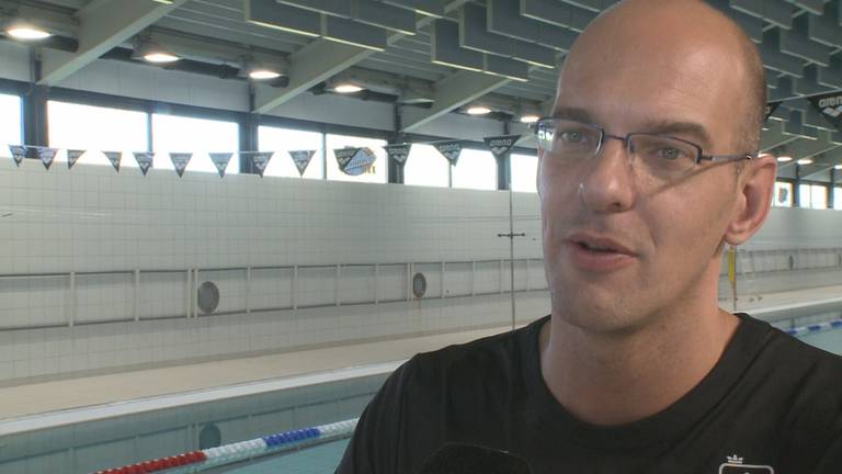 Marcel Wouda is blij met het extra geld voor het zwemmen