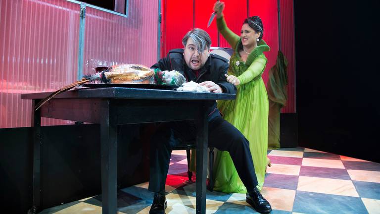 Daniel Henriks  (Scarpia) en Capucine Chiaudani (Tosca)
