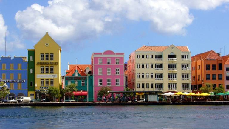 Willemstad op Curaçao (foto: Jessica Bee)