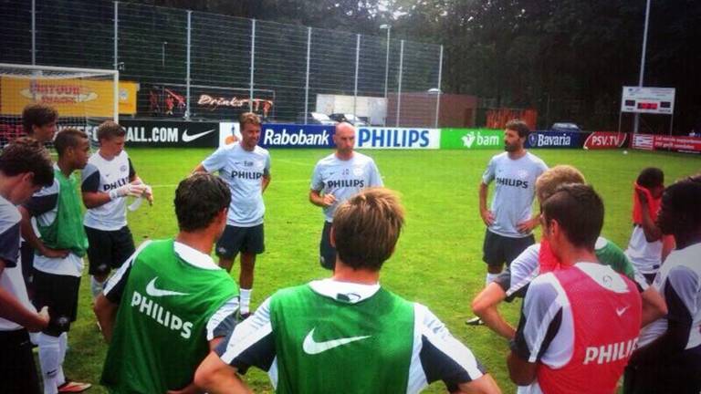 Ruud van Nistelrooy terug bij PSV (foto: PSV Media/Twitter)