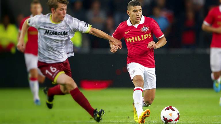 Zakkaria Bakkali tegen Zulte Waregem (foto: VI Images)