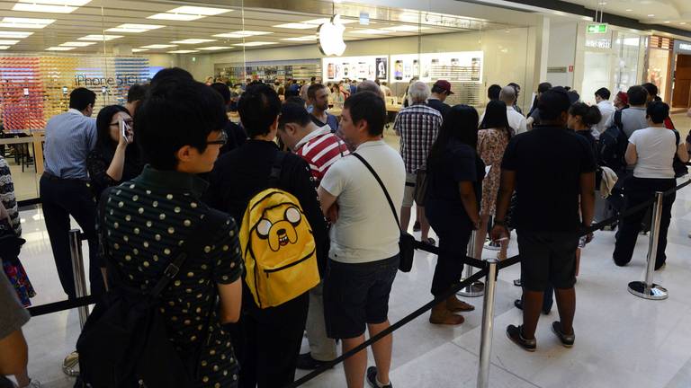 Wachtrij voor nieuwe iPhone 5s in Australië (foto: ANP)
