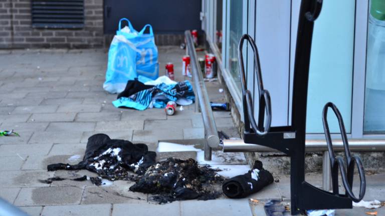 Man (46) steekt zichzelf in brand bij Albert Heijn in Tilburg