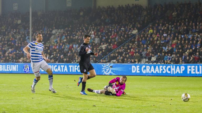 Tim Bakens, Donny de Groot en keeper Jasper Heusinkveld (foto: VI Images)