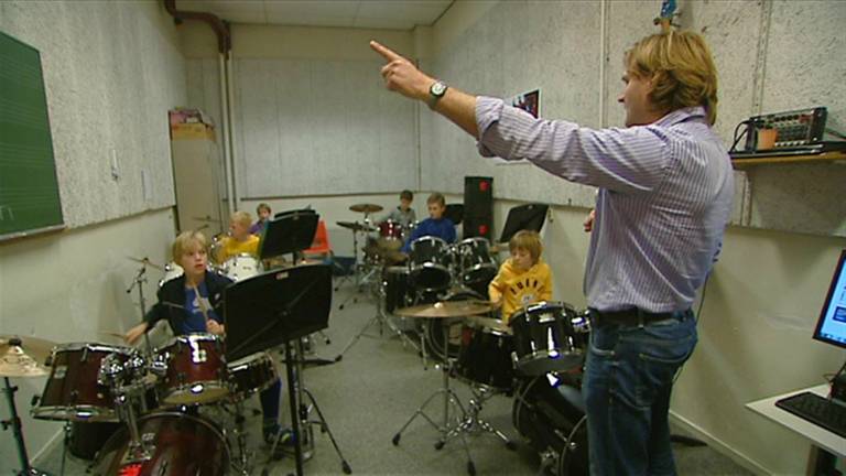 Interne mail over comissie muziekschool lekte uit