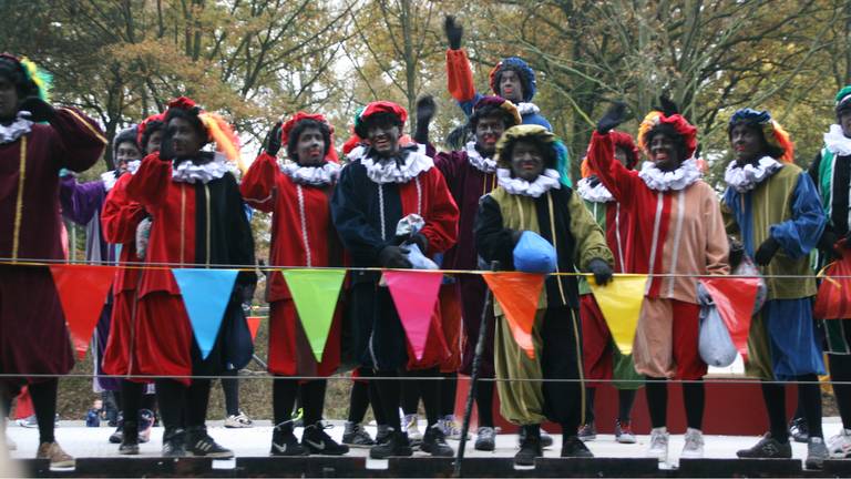 Hoor Wie Klopt Daar Kinderen Dag 2 Intocht Sinterklaas In Brabant Omroep Brabant