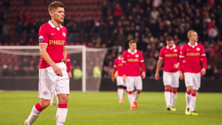 Stijn Schaars (foto, links) terug op de training bij PSV