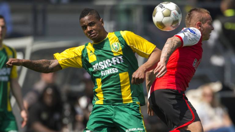 Charlton Vicento in shirt ADO Den Haag (foto: VI Images)