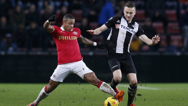 PSV boekt nipte zege op Heracles Almelo: 2-1 - Omroep Brabant