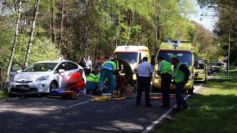 Motorrijder overleden na ongeluk in Son (Foto: Gabor Heeres / SQ Vision)