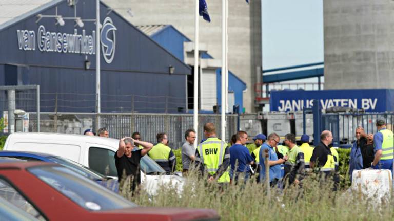 Explosie bij afvalverwerker Van Gansewinkel in Moerdijk. 
