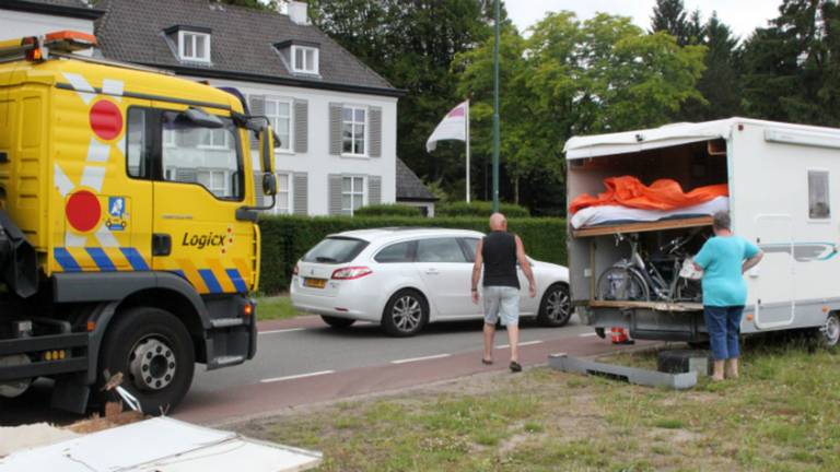 Het keren van de camper had grote gevolgen (Stevie Heuer/Meesters Multi Media)