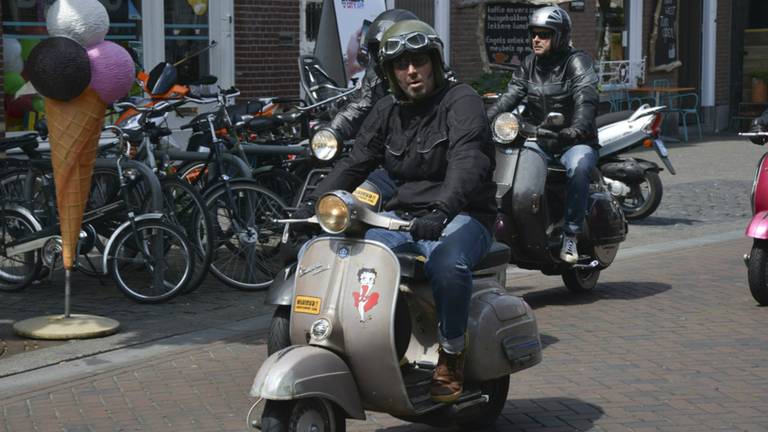 Vespa Dag (foto: Perry Roovers/SQ Vision)