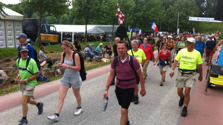 Veel Brabanders lopen Nijmeegse Vierdaagse: 'stond op mijn bucket list'