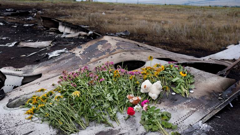 Resten van toestel MH17 (foto: ANP)