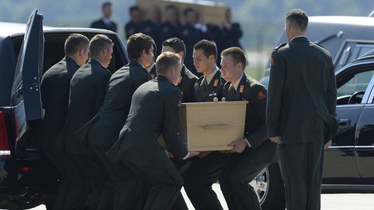 Een eerdere ceremonie op Vliegbasis Eindhoven (foto: ANP)