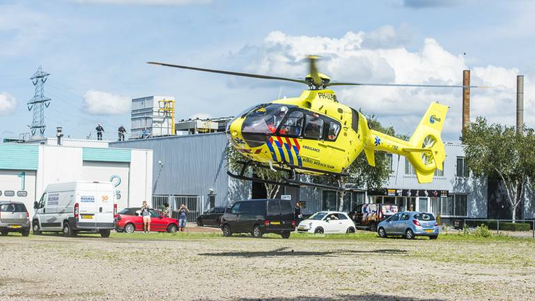 Twee medewerkers van Xycarb Ceramics in Helmond onwel geworden 