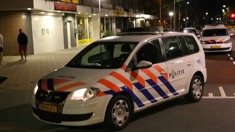 Overval op horecazaak aan Brucknerplein in Eindhoven (Foto: Gabor Heeres/SQ Vision)