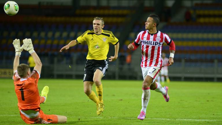 Memphis Depay was met twee doelpunten de grote man bij PSV (Foto: VI Images) 