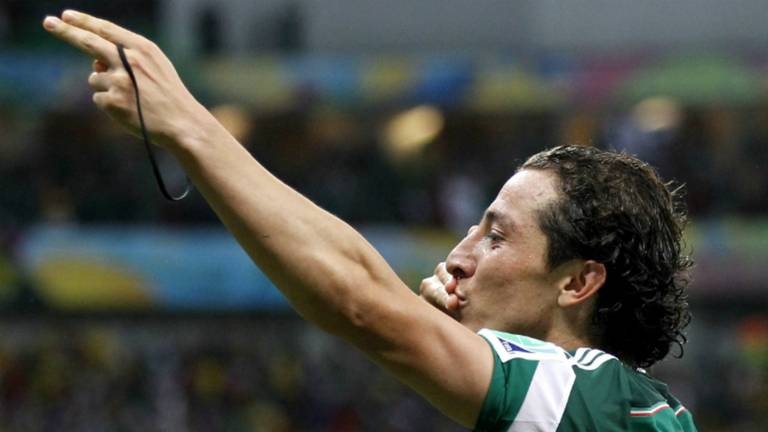 Andrés Guardado juicht (Foto: ANP)