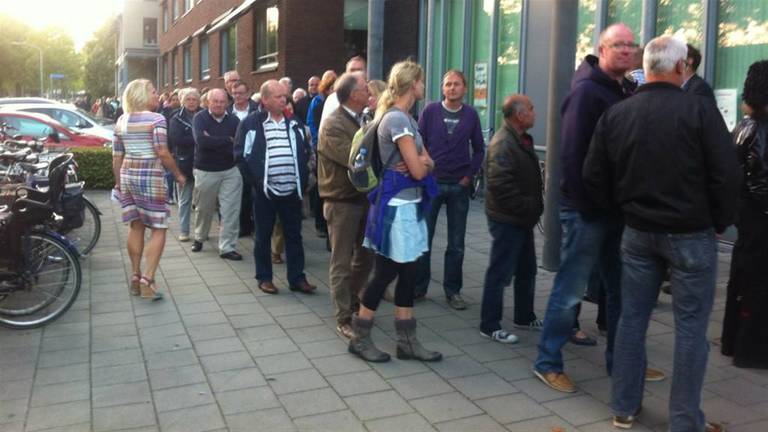 Actievoerder Rogier Gerritzen over grote opkomst elektriciteitsmasten Oosterhout