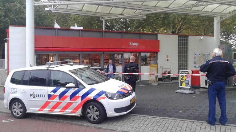 Tankstation overvallen (Foto Gabor Heeres /SQ Vision)