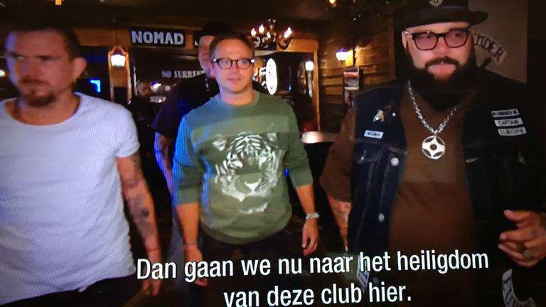 Guus Meeuwis op bezoek bij No Surrender (Foto: Meeuwis & De Mol)