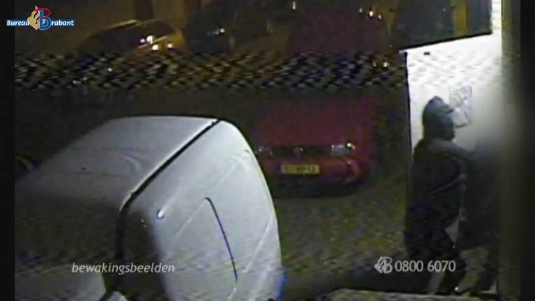 Bewakingsbeeld overval supermarkt Dongen. (Beeld: Bureau Brabant)